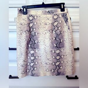 Gianni Bini snakeskin print high waisted business skirt
